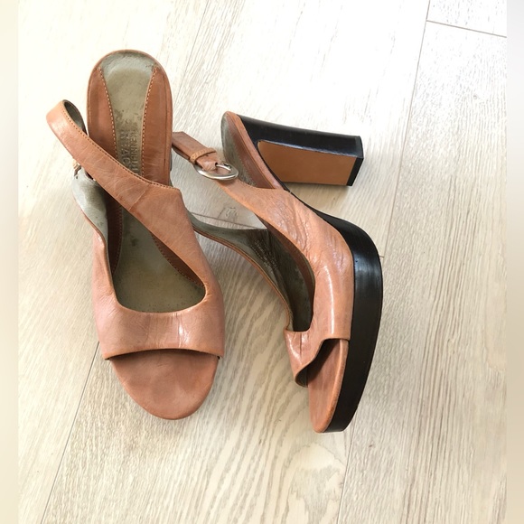 Kenneth Cole Peach Leather Slingback Open Toe Platform Wood Heels - Picture 12 of 16
